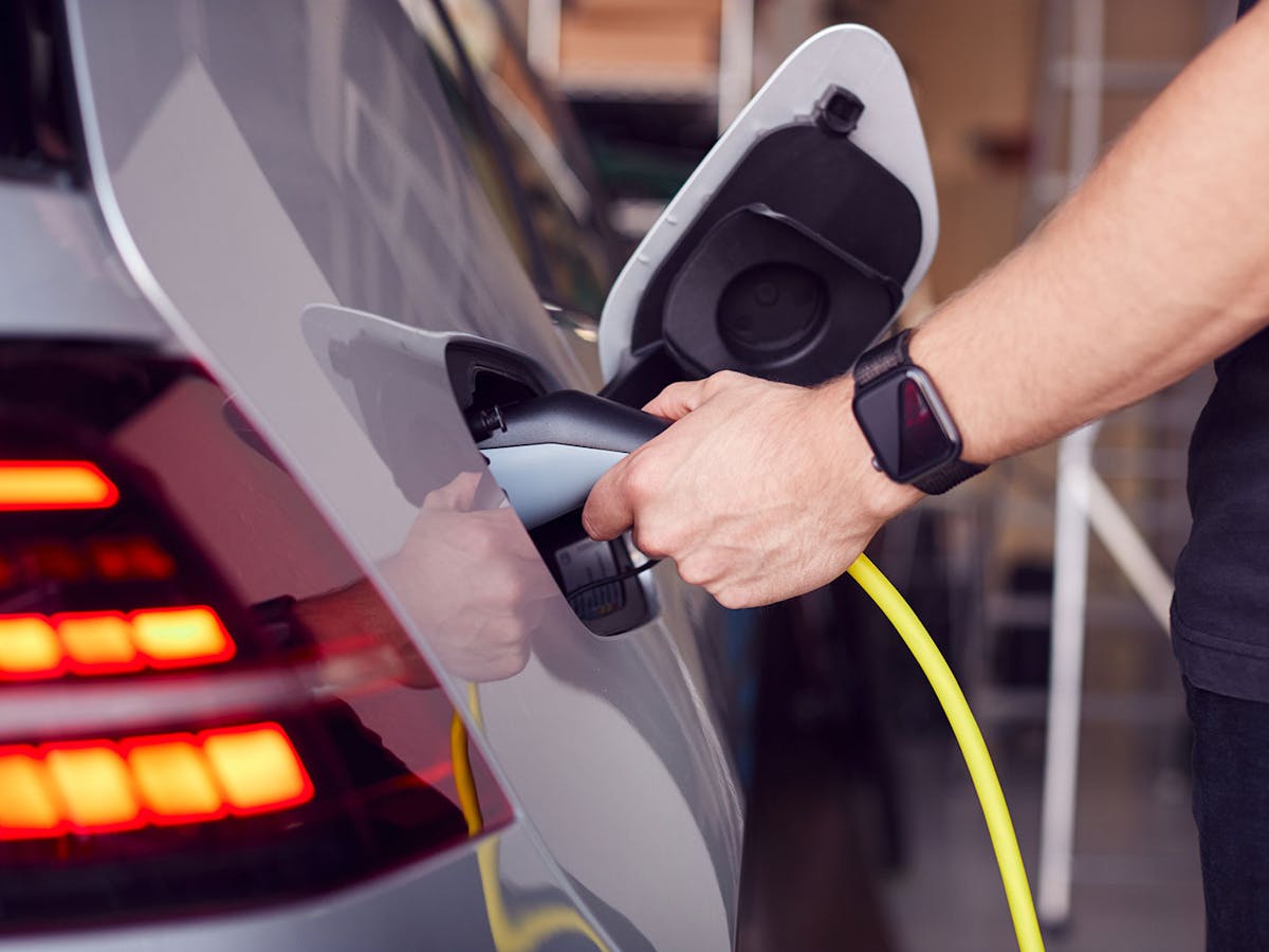 Updated tax guidance for electric company car charging News Bright